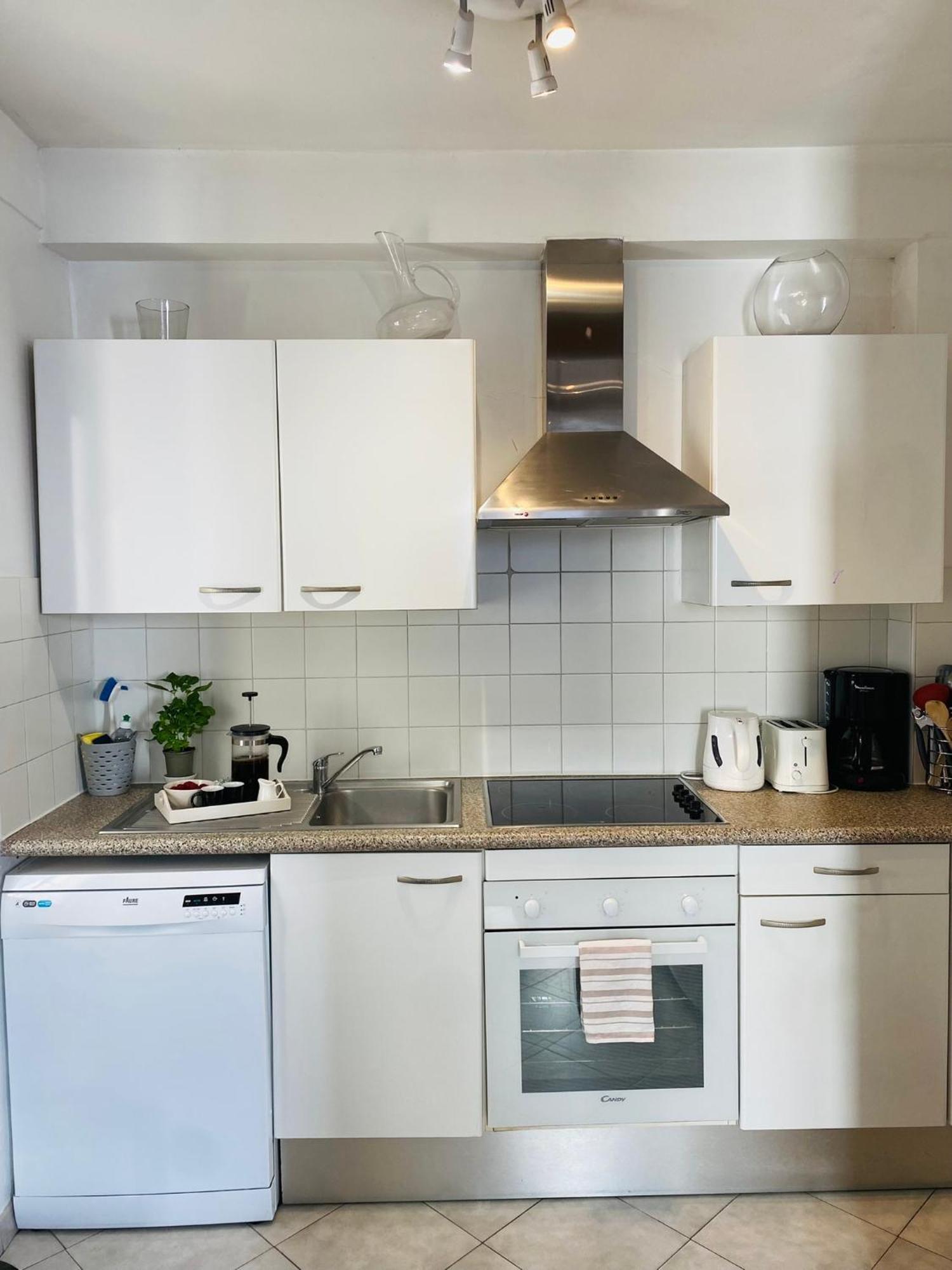 Pimms Apartment Антиб Екстериор снимка