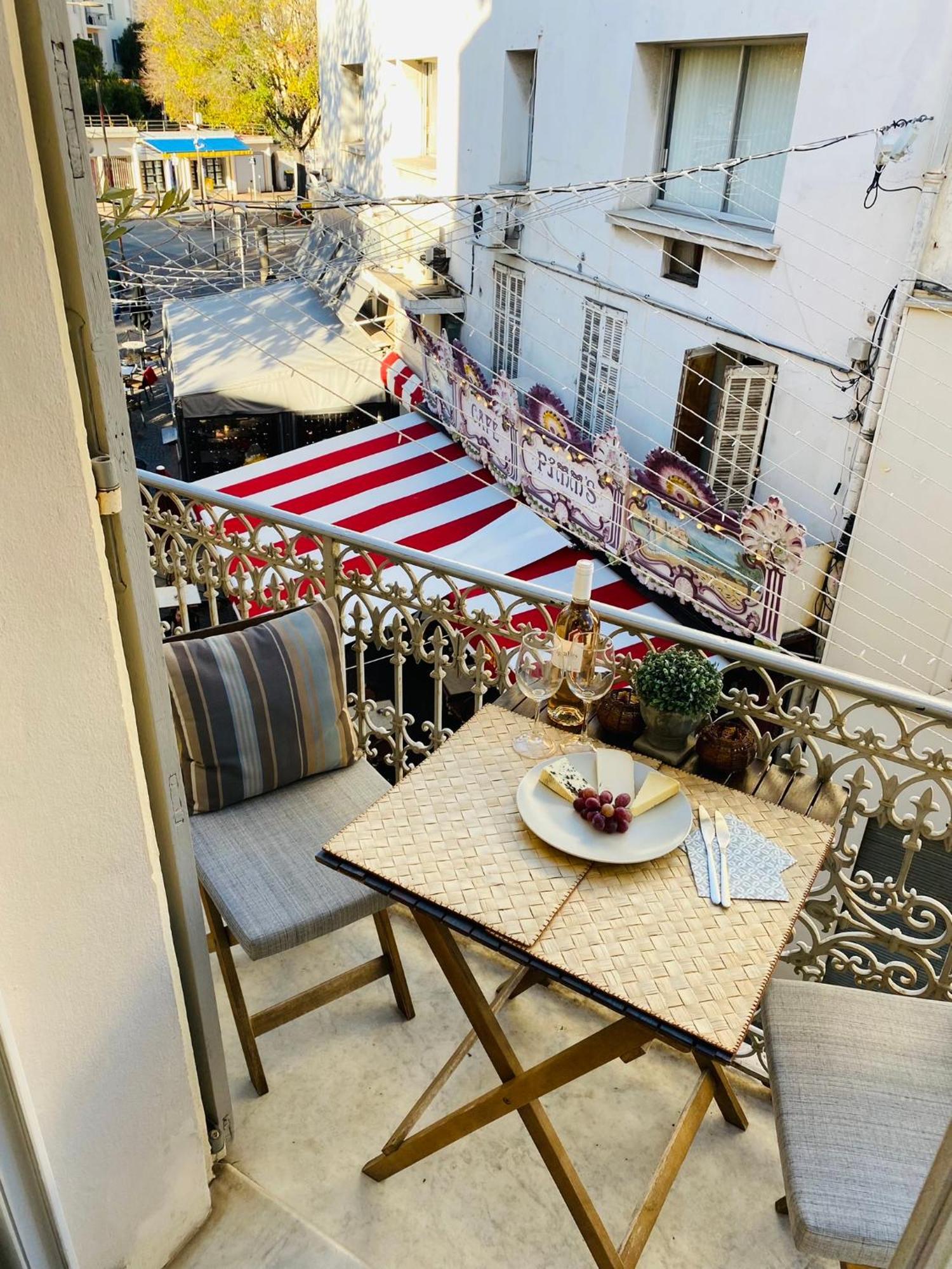 Pimms Apartment Антиб Екстериор снимка
