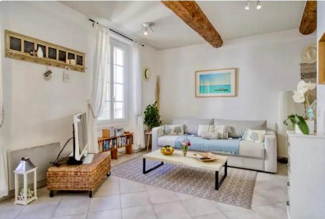 Pimms Apartment Антиб Екстериор снимка